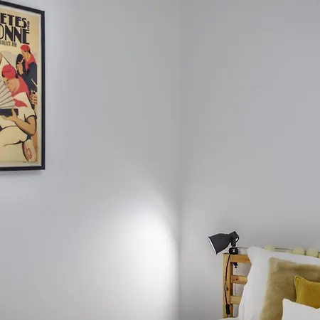 Guestready - Minimalist Downtown Apartment